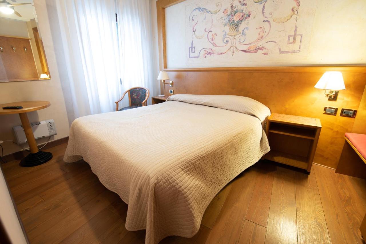 La Fenice Aparthotel