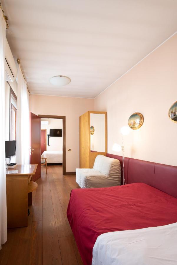 La Fenice Aparthotel Padova